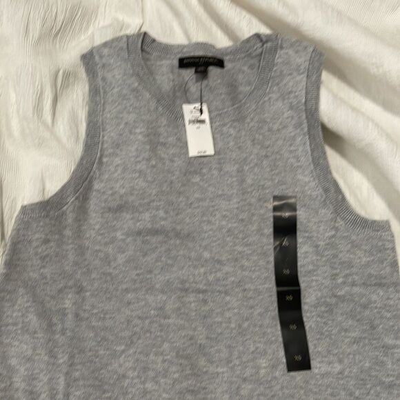 NWT- Banana Republic - XS - Picture 3 of 6